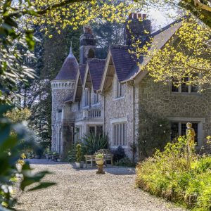 Public relations for estate agencies; PR